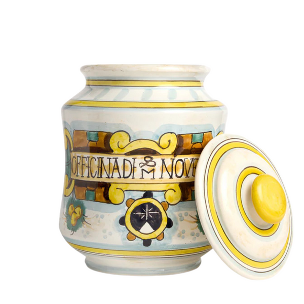 Pot Pourri in Ceramic Vase